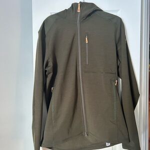 Fjallraven Men's Forest Green Lightweight Jacket